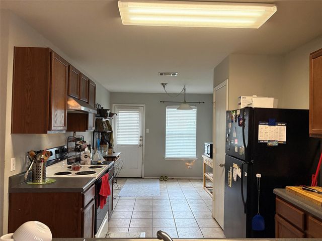 1034 W South ST, Leander, TX 78641