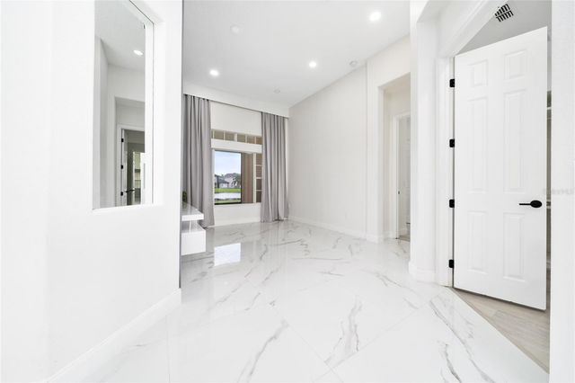 16138 BRISTOL LAKE CIRCLE, Orlando, FL 32828