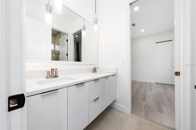 16138 BRISTOL LAKE CIRCLE, Orlando, FL 32828