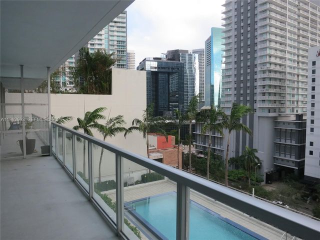 1111 SW 1 AV 1118-N, Miami, FL 33130