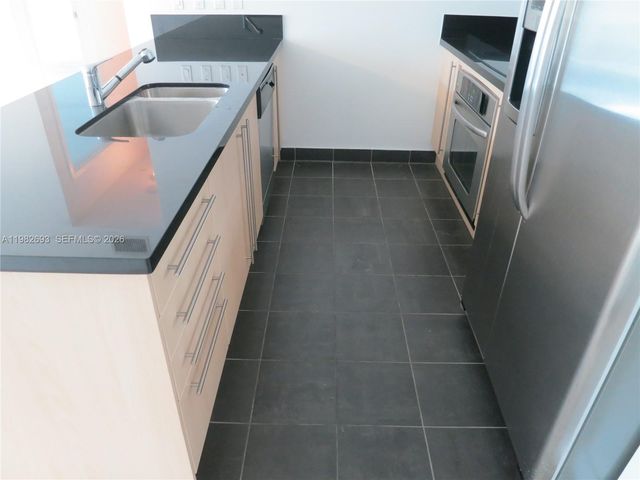 1111 SW 1 AV 1118-N, Miami, FL 33130