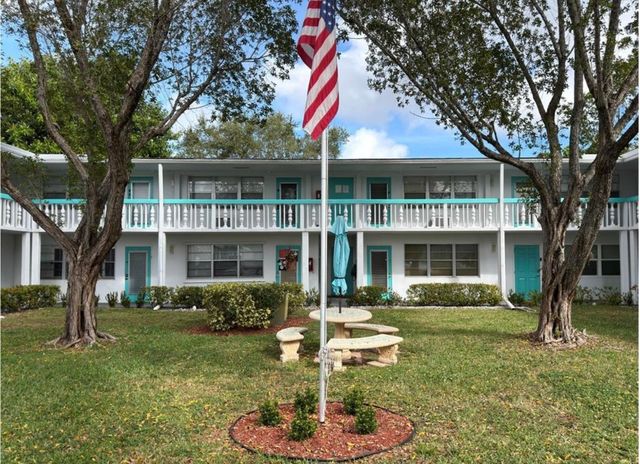 295 Newport T 295, Deerfield Beach, FL 33442