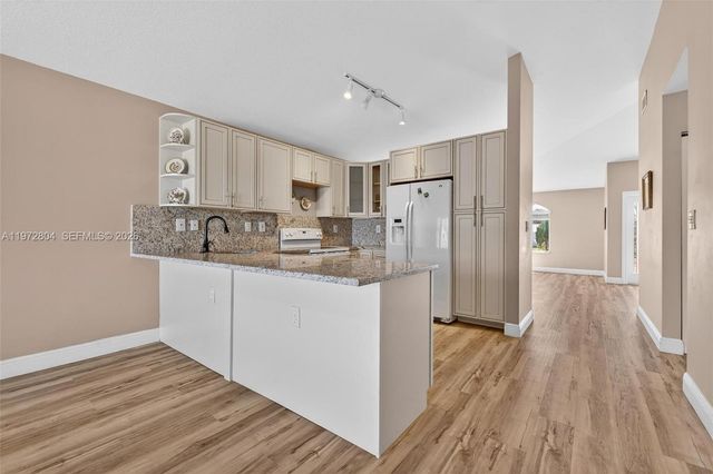 14345 SW 172nd Ln, Miami, FL 33177