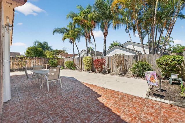 14345 SW 172nd Ln, Miami, FL 33177