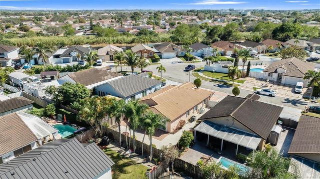 14345 SW 172nd Ln, Miami, FL 33177