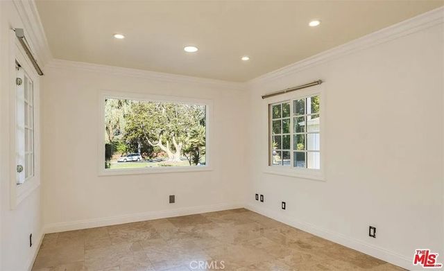 1212 San Vicente, Santa Monica, CA 90402