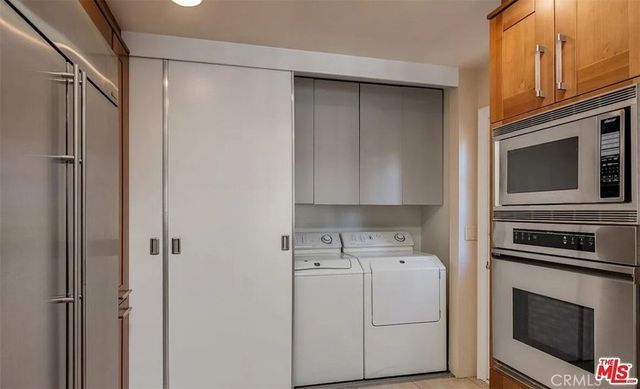 1212 San Vicente, Santa Monica, CA 90402