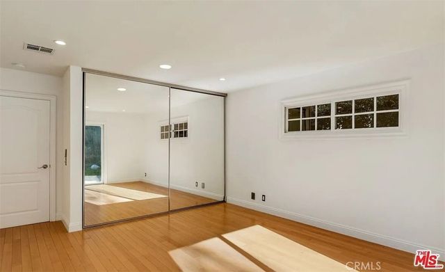 1212 San Vicente, Santa Monica, CA 90402