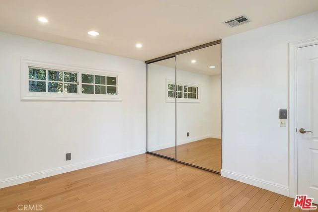 1212 San Vicente, Santa Monica, CA 90402