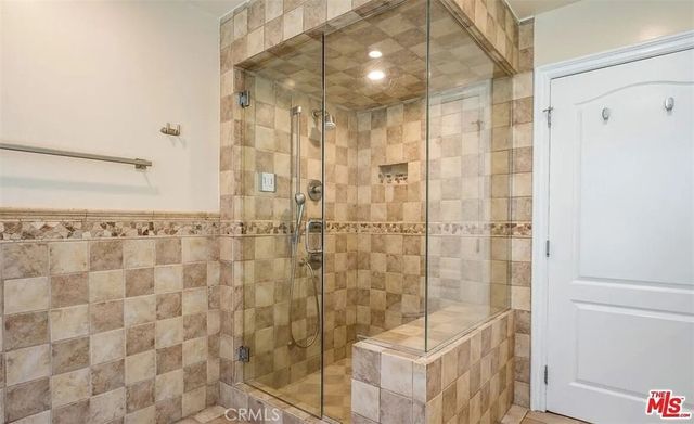 1212 San Vicente, Santa Monica, CA 90402