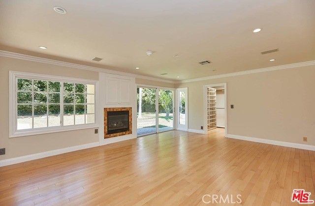 1212 San Vicente, Santa Monica, CA 90402