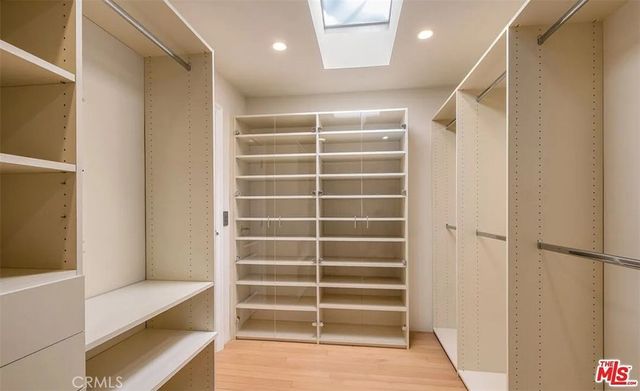 1212 San Vicente, Santa Monica, CA 90402