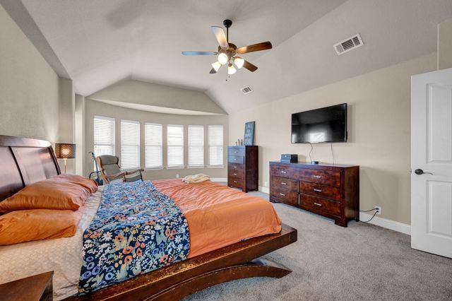 918 Newcastle Drive, Midlothian, TX 76065