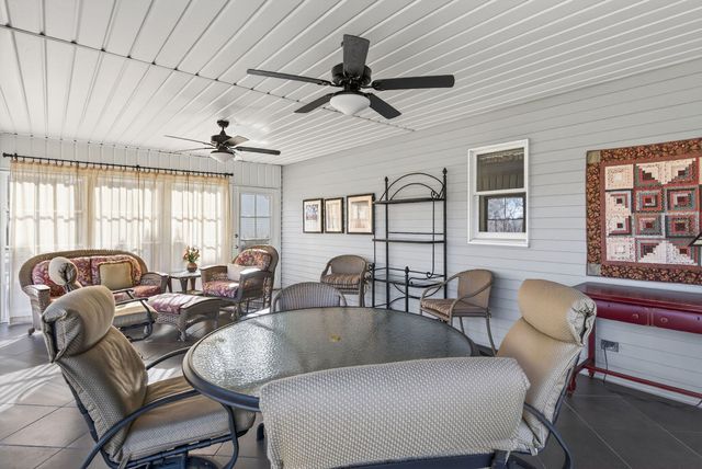 4919 Hamilton Drive, Davenport, IA 52807