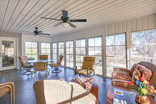 4919 Hamilton Drive, Davenport, IA 52807