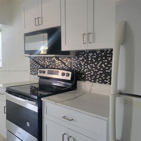 715 SW 6th St 2, Dania Beach, FL 33004