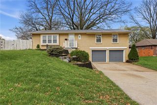 4022 S Hands Circle, Independence, MO 64055