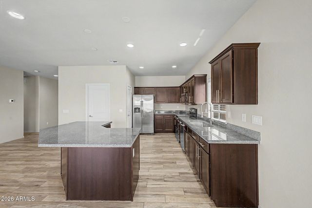 3255 N 84TH Avenue, Phoenix, AZ 85037