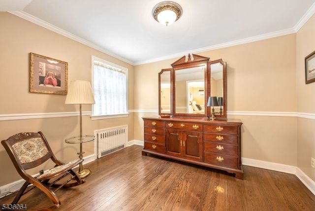 37 Van Dyke Dr, Hohokus Boro, NJ 07423