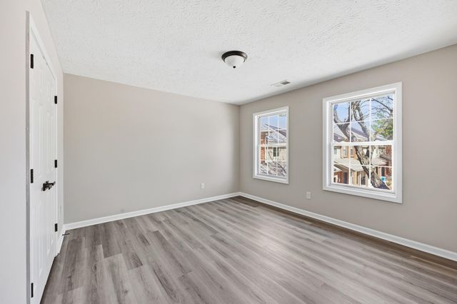 417 Newbury Way, Lexington, KY 40514