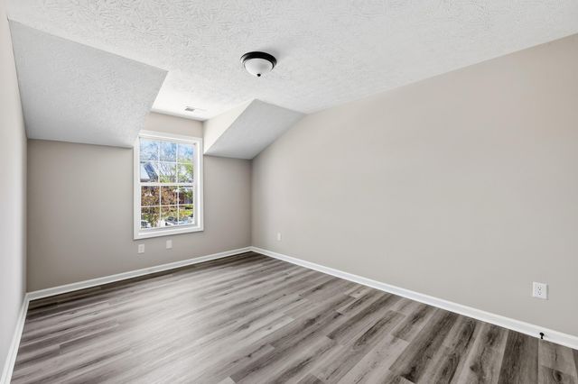 417 Newbury Way, Lexington, KY 40514