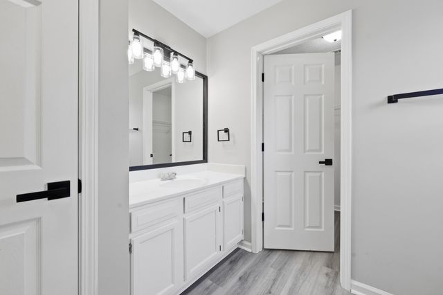 417 Newbury Way, Lexington, KY 40514