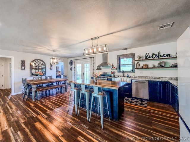 26664 Highway 82, Park Hill, OK 74451