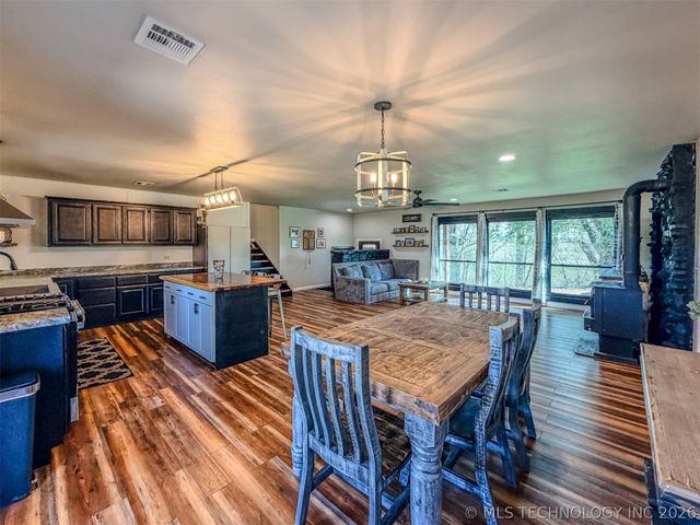 26664 Highway 82, Park Hill, OK 74451