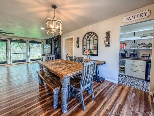 26664 Highway 82, Park Hill, OK 74451