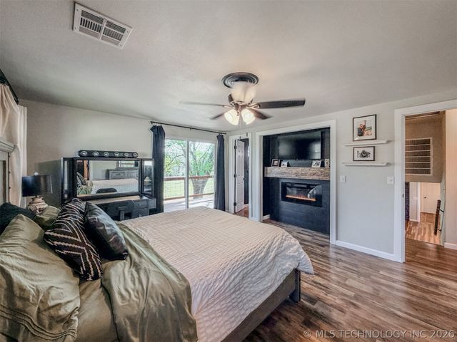 26664 Highway 82, Park Hill, OK 74451