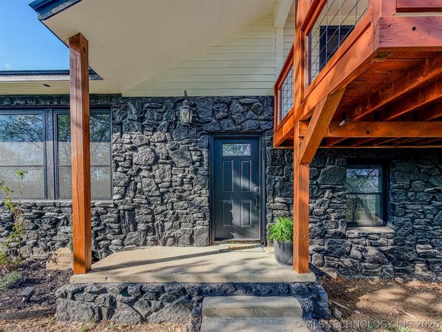 26664 Highway 82, Park Hill, OK 74451