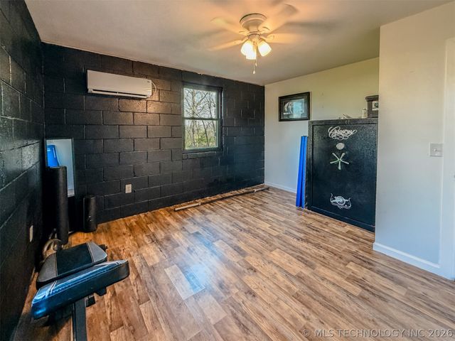 26664 Highway 82, Park Hill, OK 74451