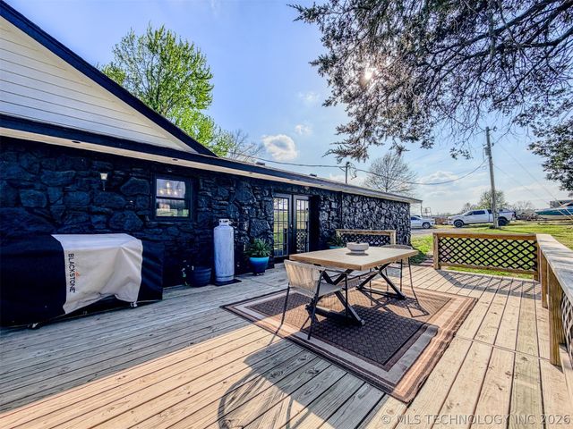 26664 Highway 82, Park Hill, OK 74451