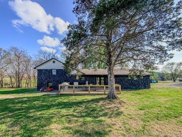26664 Highway 82, Park Hill, OK 74451
