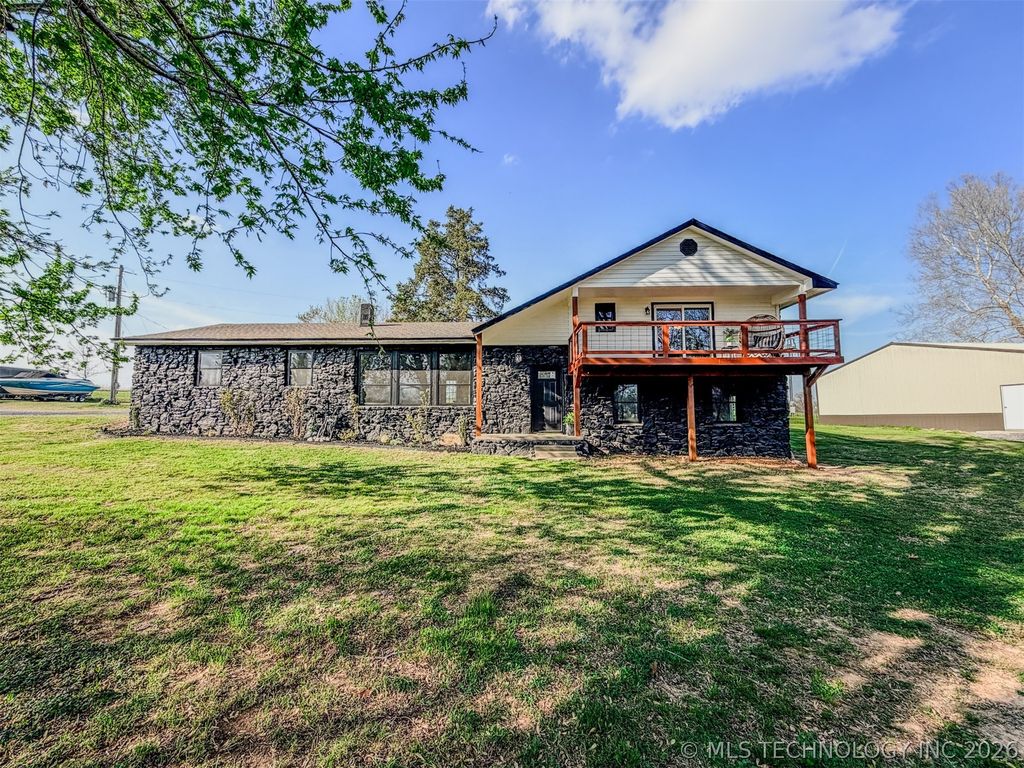 26664 Highway 82, Park Hill, OK 74451