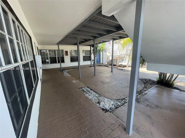 1425 NE 56th Street 5, Fort Lauderdale, FL 33334