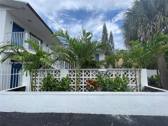 1425 NE 56th Street 5, Fort Lauderdale, FL 33334