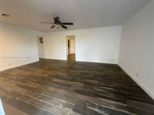 1425 NE 56th Street 5, Fort Lauderdale, FL 33334