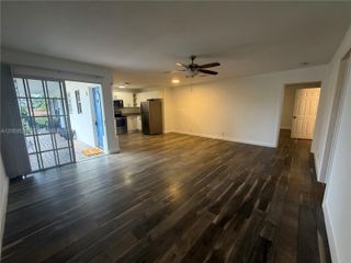 1425 NE 56th Street 5, Fort Lauderdale, FL 33334