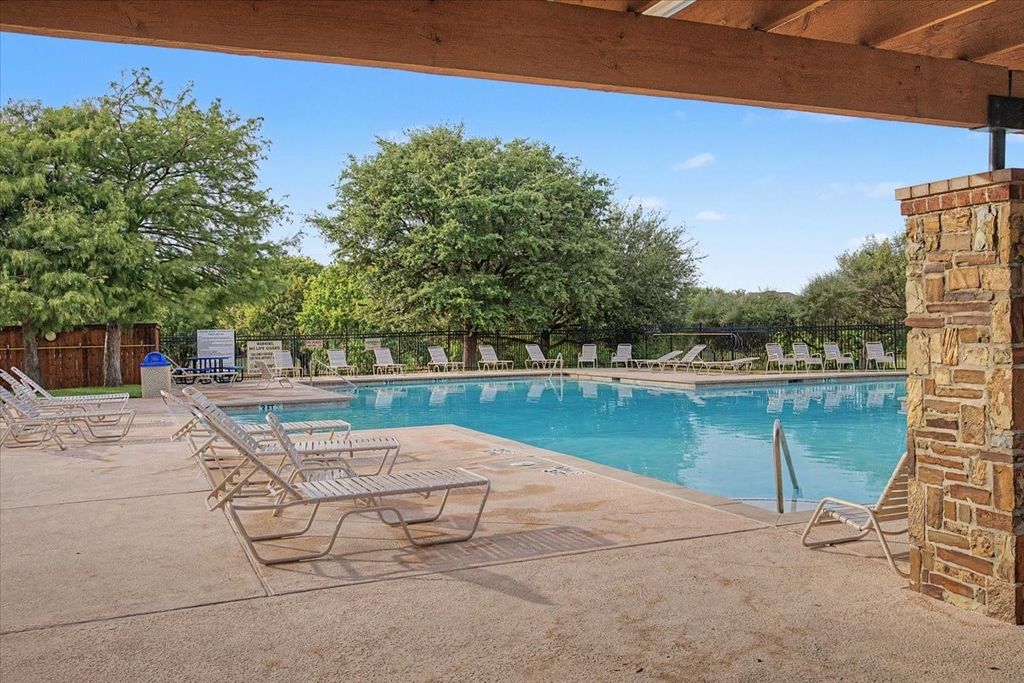 633 Darlington Trail, Fort Worth, TX 76131 — photo 5