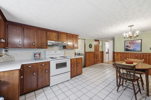 68 Chestnut St., Franklin, MA 02038