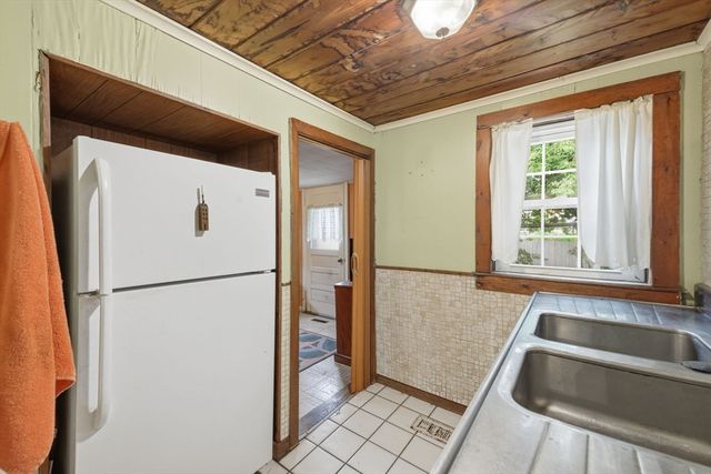 68 Chestnut St., Franklin, MA 02038