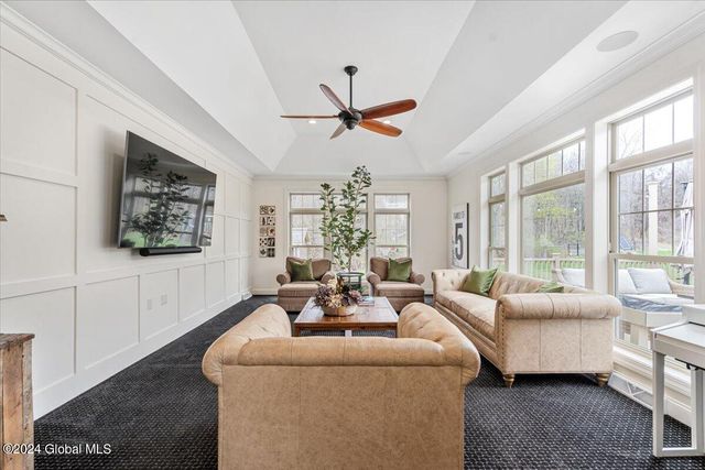 6 Brookhaven Court, Wilton, NY 12866