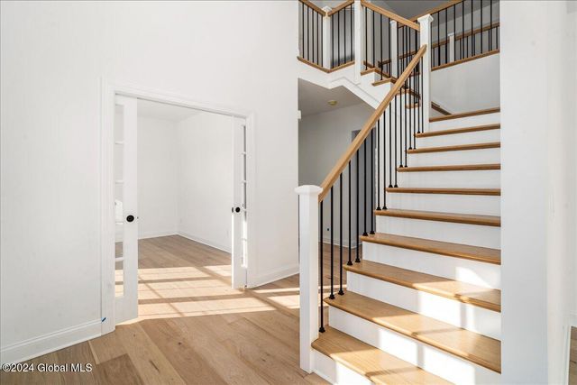 6 Brookhaven Court, Wilton, NY 12866