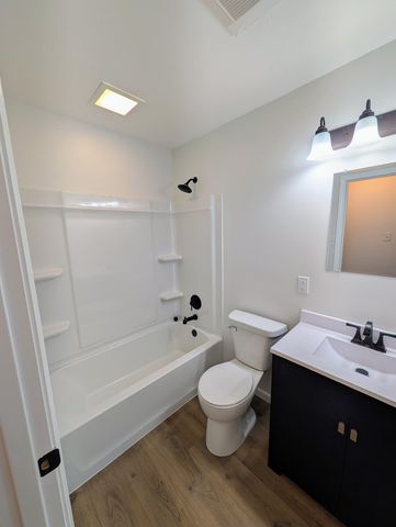 377 Pinewood Drive, Valparaiso, IN 46385