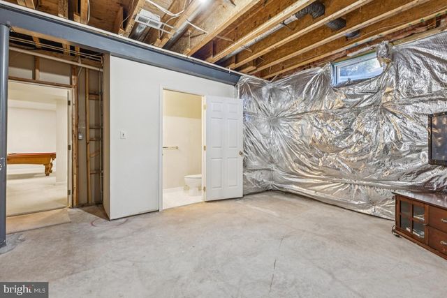 43605 DUNHILL CUP SQ, Ashburn, VA 20147