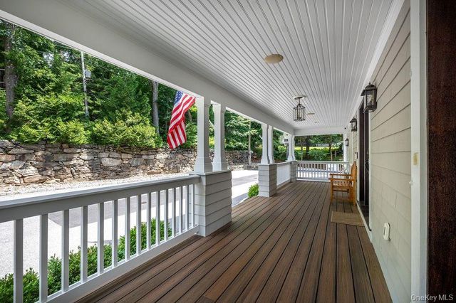 55 Harris Road, Katonah, NY 10536