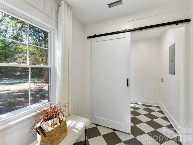 6711 Raven Place, Charlotte, NC 28210