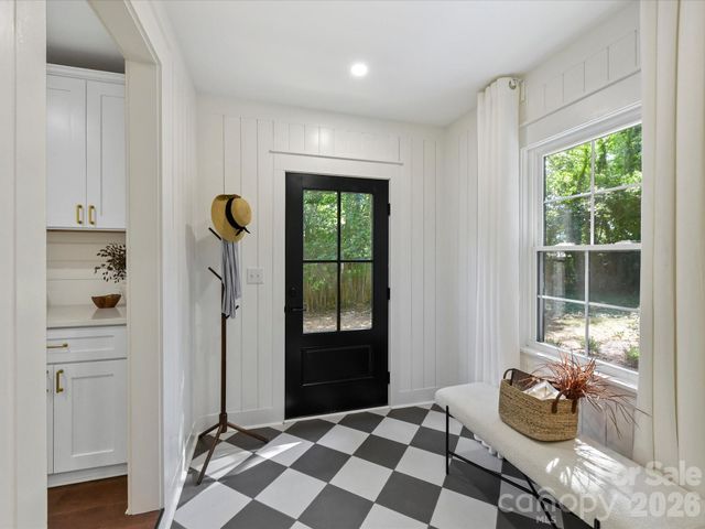 6711 Raven Place, Charlotte, NC 28210