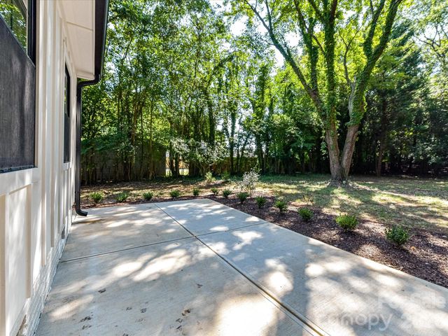 6711 Raven Place, Charlotte, NC 28210